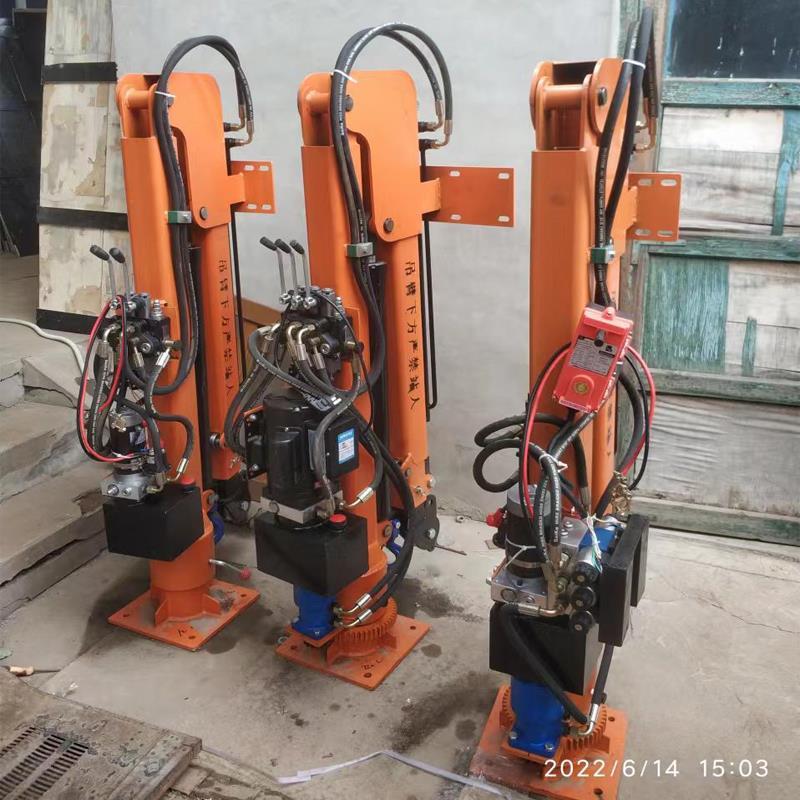 弥陀区重汽蓝牌随车吊 3.2吨 国六动力强 液压驱动 农用自卸起重机